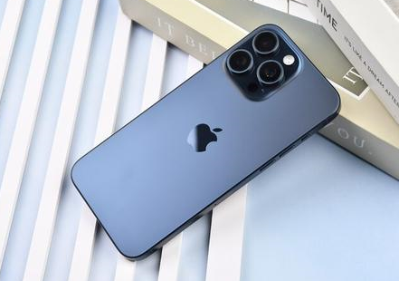 陵城苹果维修点分享iPhone 15 Pro Max屏幕更换全新实操风险 